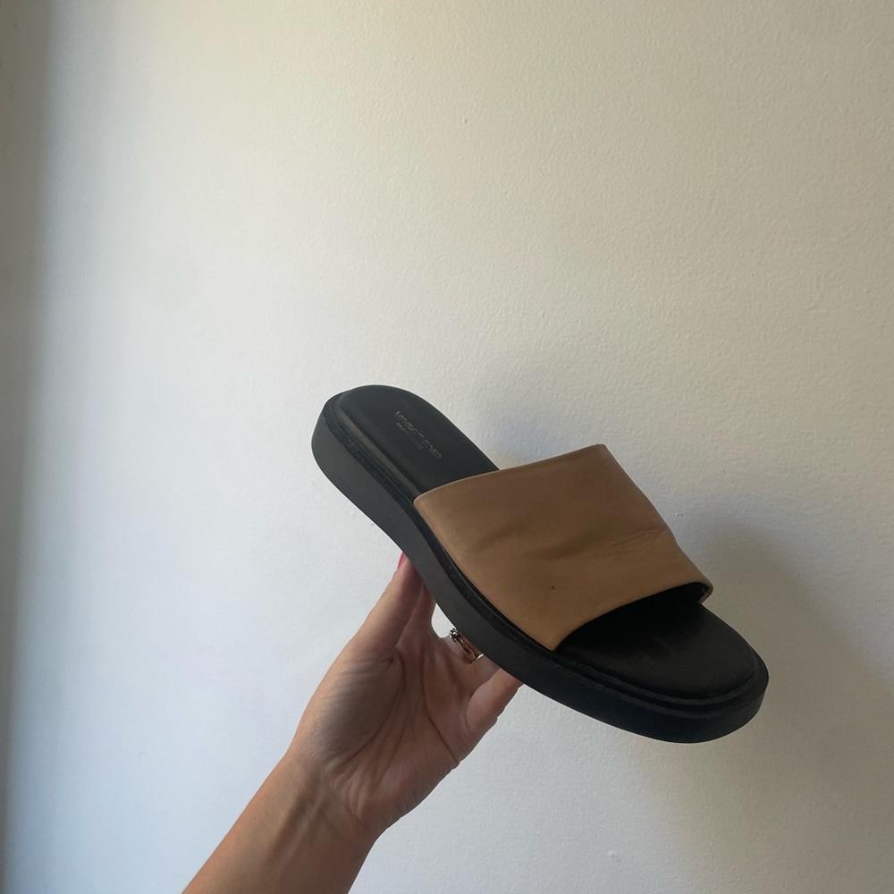 Vagabond Brown Leather Sandal with Black Sole